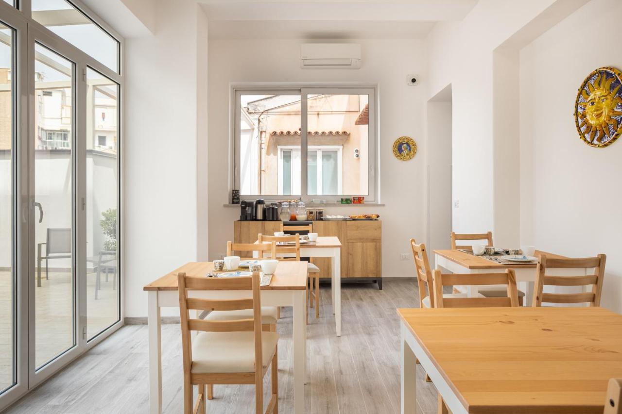 Le Cinque Stanze Palermo Room&Breakfast Ngoại thất bức ảnh