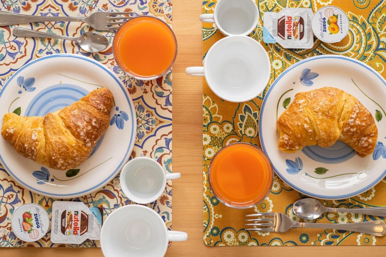 Le Cinque Stanze Palermo Room&Breakfast Ngoại thất bức ảnh